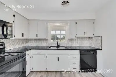 725 W Brock Street, Denison, TX 75020 - #2