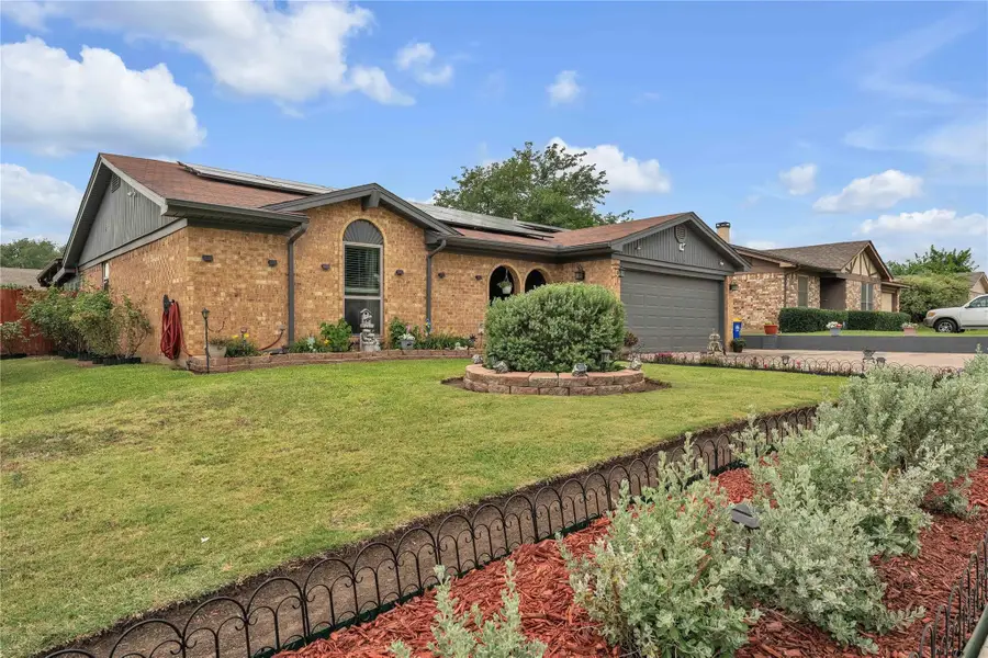 7613 Clover Lane, Watauga, TX 76148 - #2