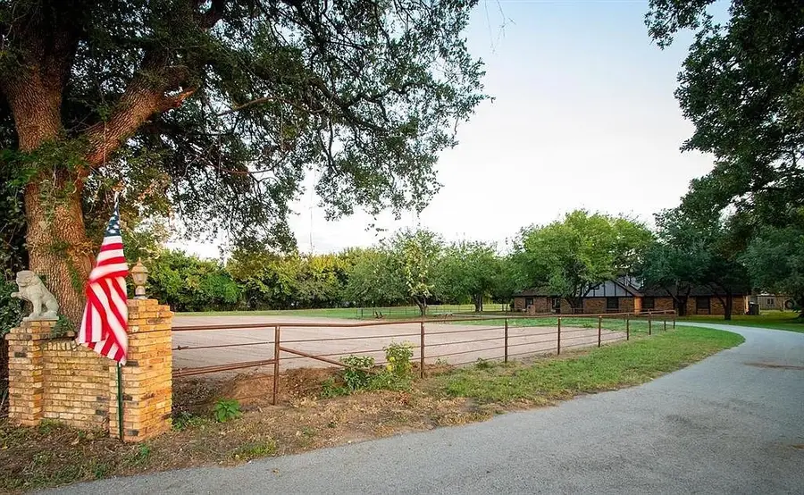 171 County Road 1160, Decatur, TX 76234 - #2