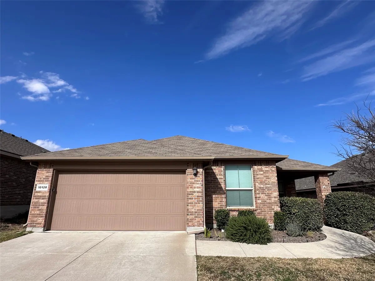 10128 Huntersville Trail, Fort Worth, TX 76108 - #1