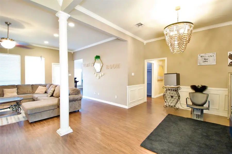 717 Oakmont Drive, Hewitt, TX 76643 - #3