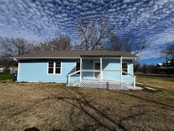 307 E Main Street, Ladonia, TX 75449