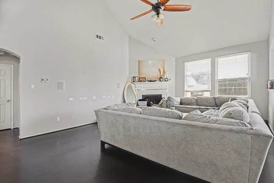 130 Yosemite Lane, Terrell, TX 75160 - #3