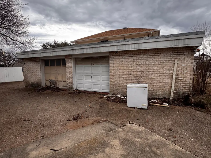 7454 Coachwood Circle, Fort Worth, TX 76133 - #2