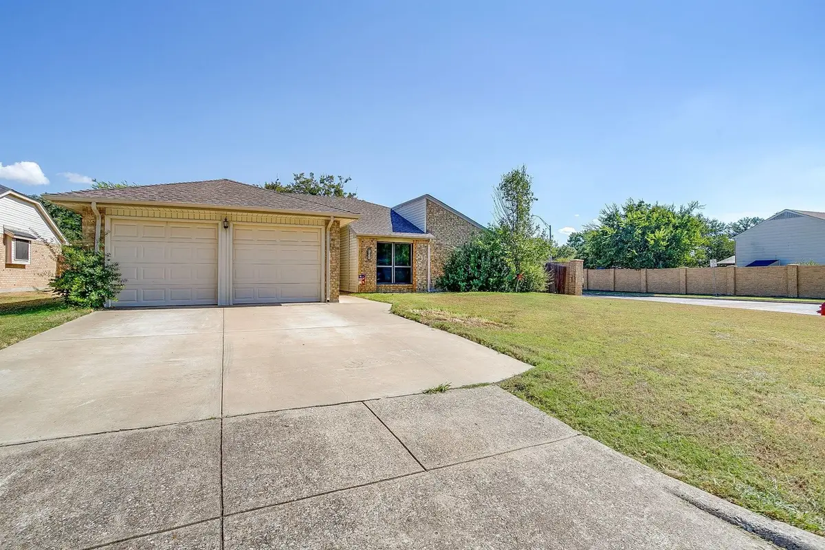 4429 Amherst Lane, Grand Prairie, TX 75052 - #1