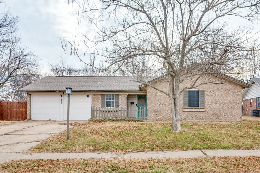 421 Smith Avenue, Everman, TX 76140 - #2