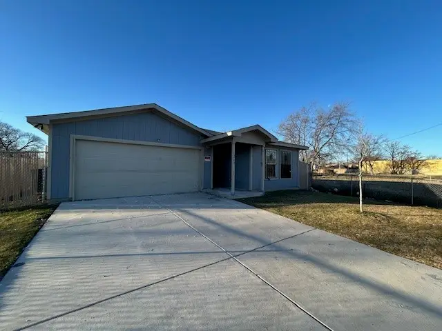 1208 E Daggett Avenue, Fort Worth, TX 76104 - #1