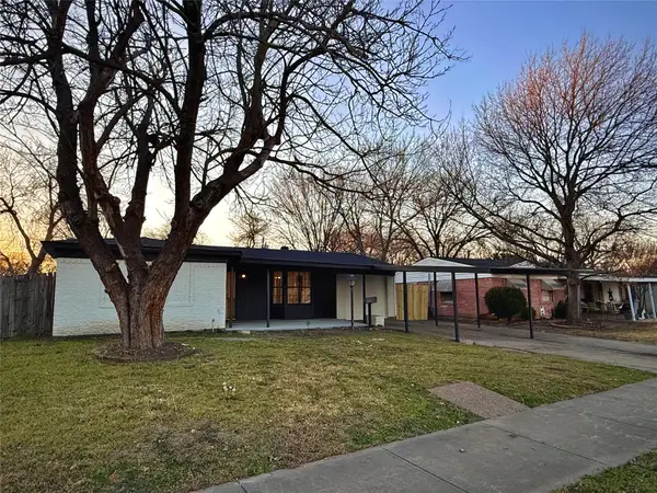 4211 Ridgedale Drive, Mesquite, TX 75150