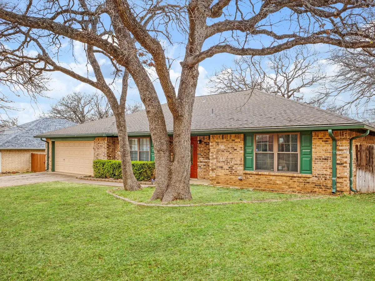 6619 Saddle Ridge Road, Arlington, TX 76016 - #1