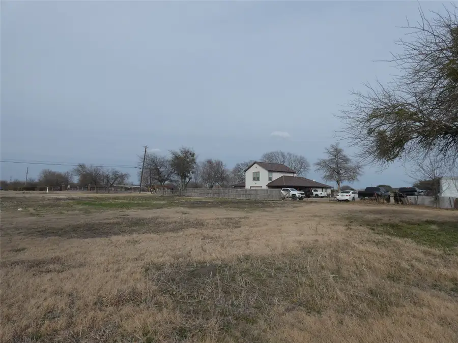 632 E Reindeer Road, Lancaster, TX 75146 - #3