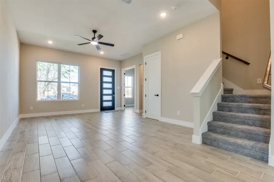 706 Perry Avenue, Waxahachie, TX 75165 - #3