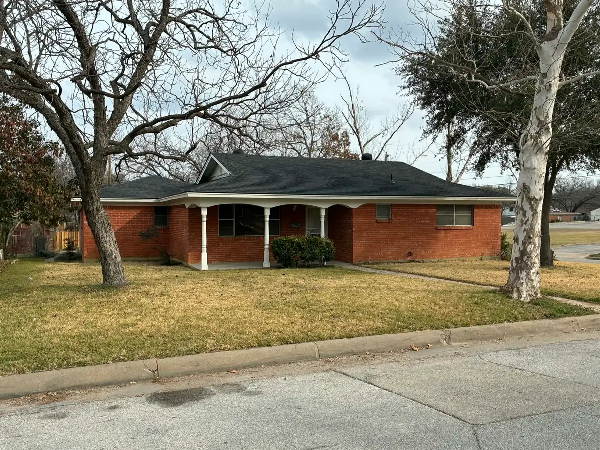 2421 Shalon Avenue, Fort Worth, TX 76112 - #1