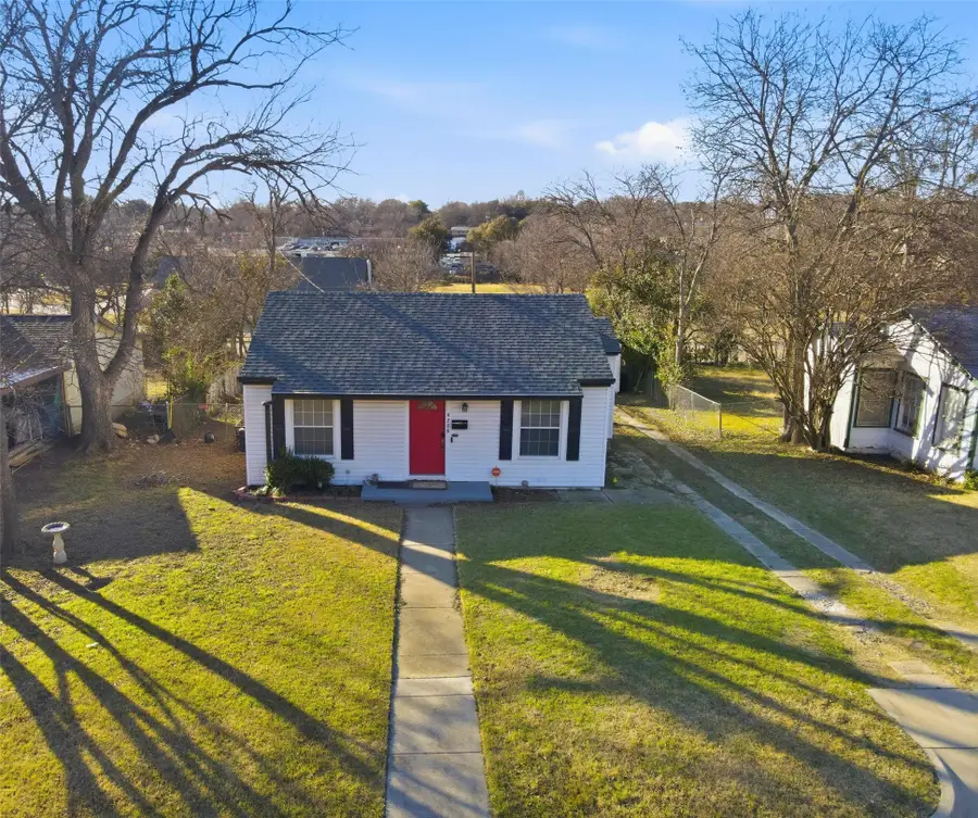 4208 Fairfax Street, Fort Worth, TX 76116 - #3