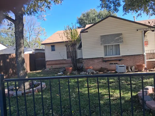 4807 Penrose Avenue, Fort Worth, TX 76116