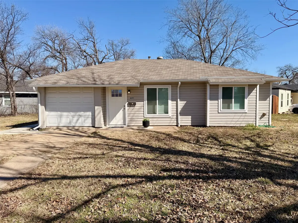 809 Shawnee Trace, Grand Prairie, TX 75051 - #1