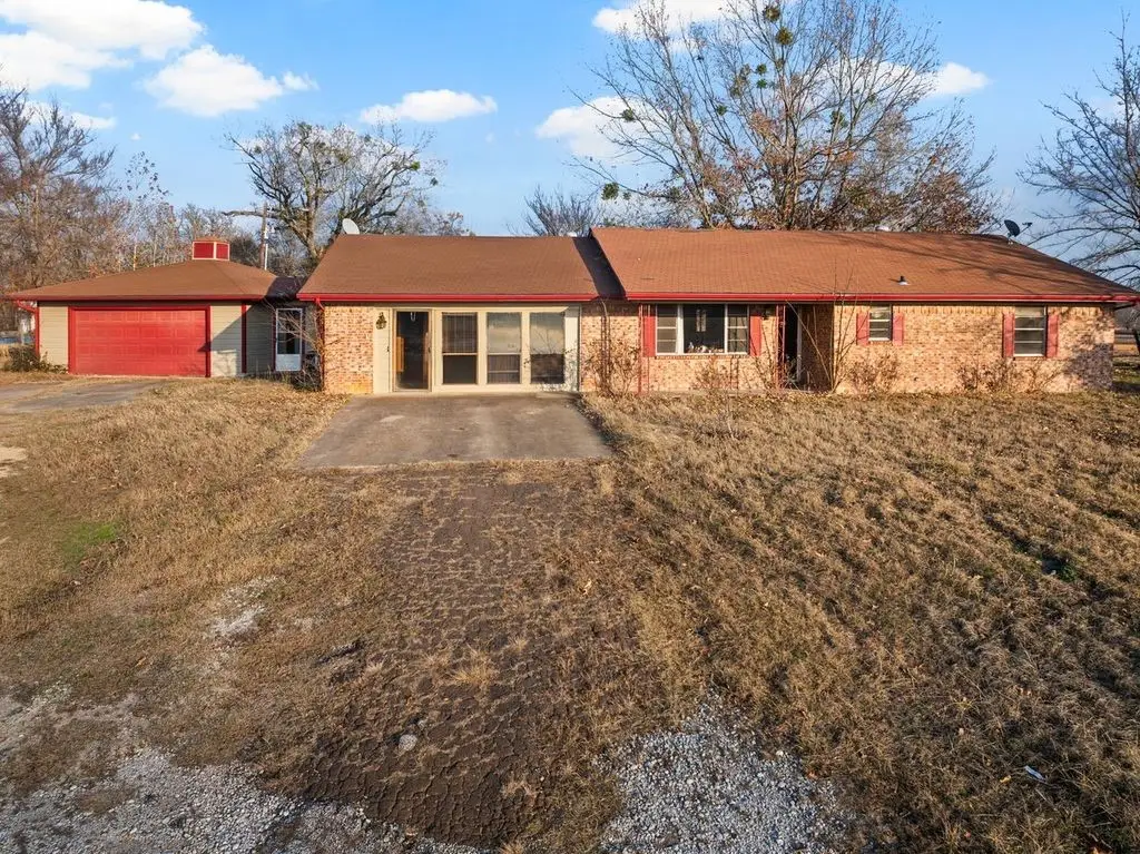 6406 N Tx Hwy 37, Talco, TX 75487 - #1