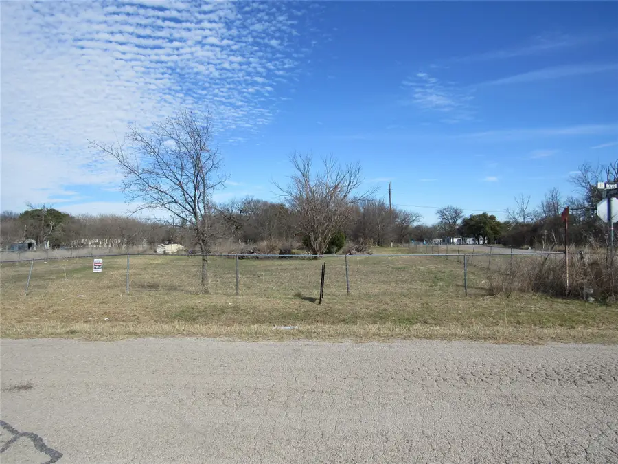 207 Newell Drive, Hudson Oaks, TX 76087 - #2