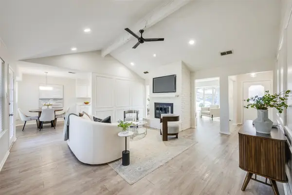 2824 Amber Drive S, Fort Worth, TX 76133