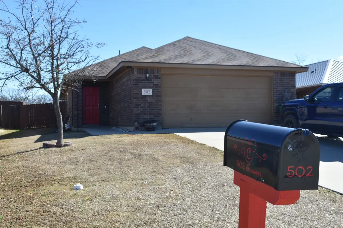 502 Glenwood Street, Gainesville, TX 76240 - #1