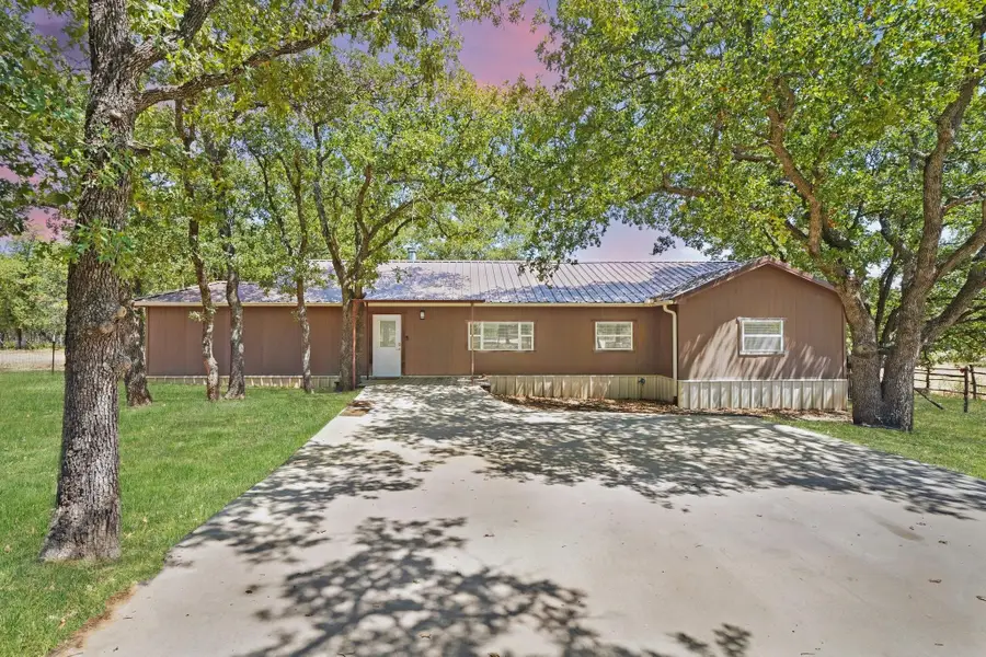 282 Montgomery Road #2, Mineral Wells, TX 76067 - #2