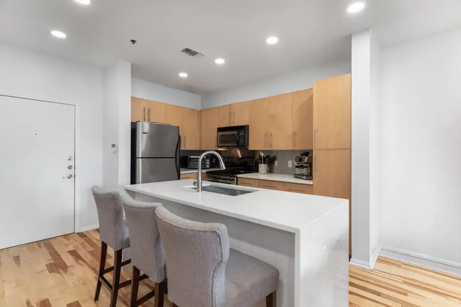 4111 Gilbert Avenue #215, Dallas, TX 75219 - #3