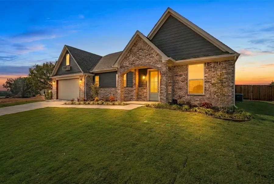 109 Vista Ridge Street, Glen Rose, TX 76043 - #2