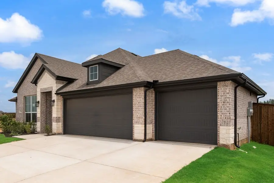 284 Coronado Court, Granbury, TX 76048 - #2