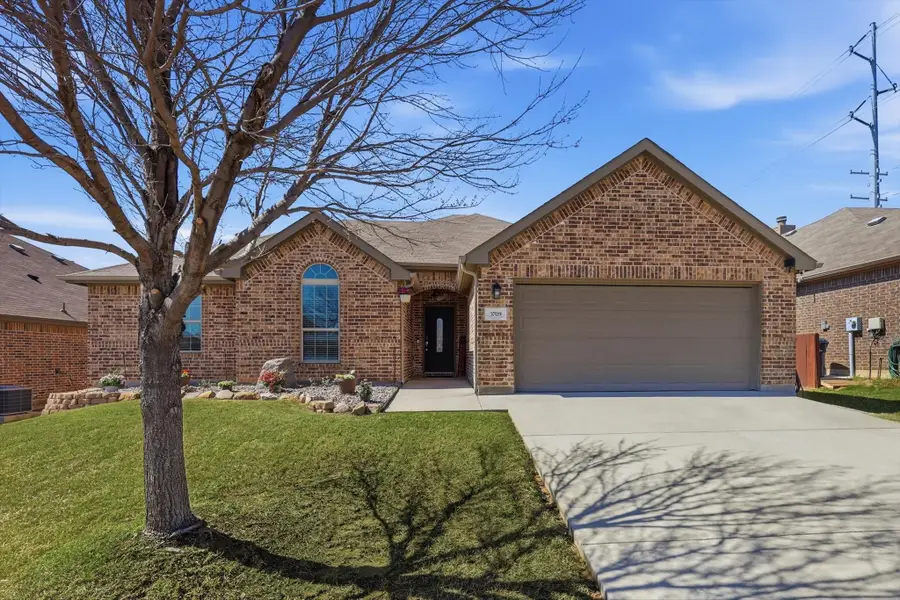 3709 Meadowtrail Lane, Denton, TX 76207 - #3