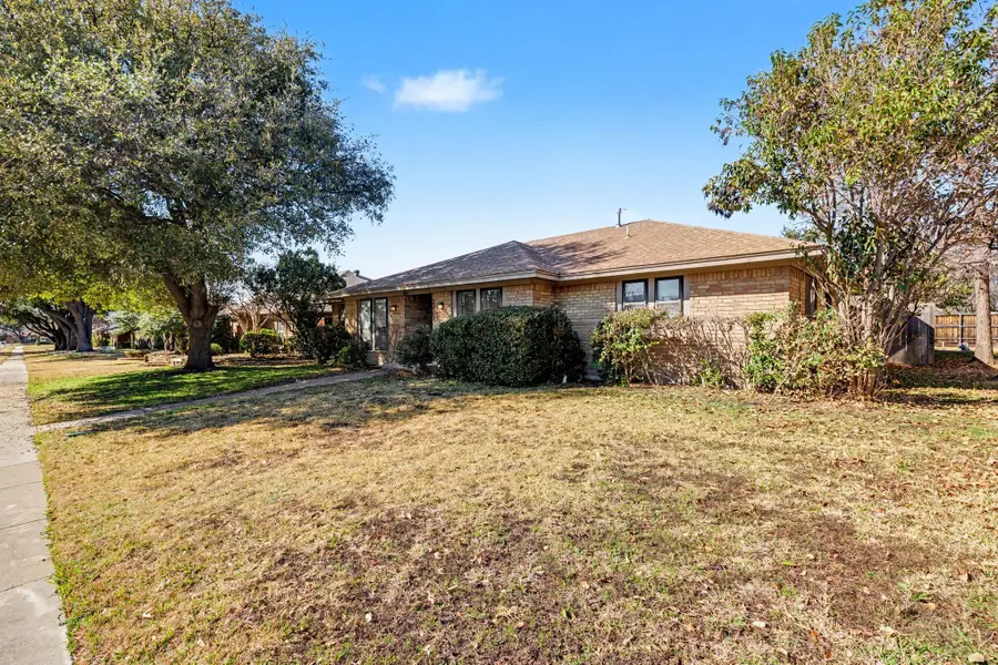 2213 Trinity Springs Drive, Carrollton, TX 75007 - #2