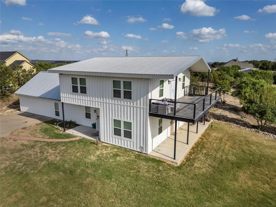 200 Peninsula Court, Bluff Dale, TX 76433 - #2