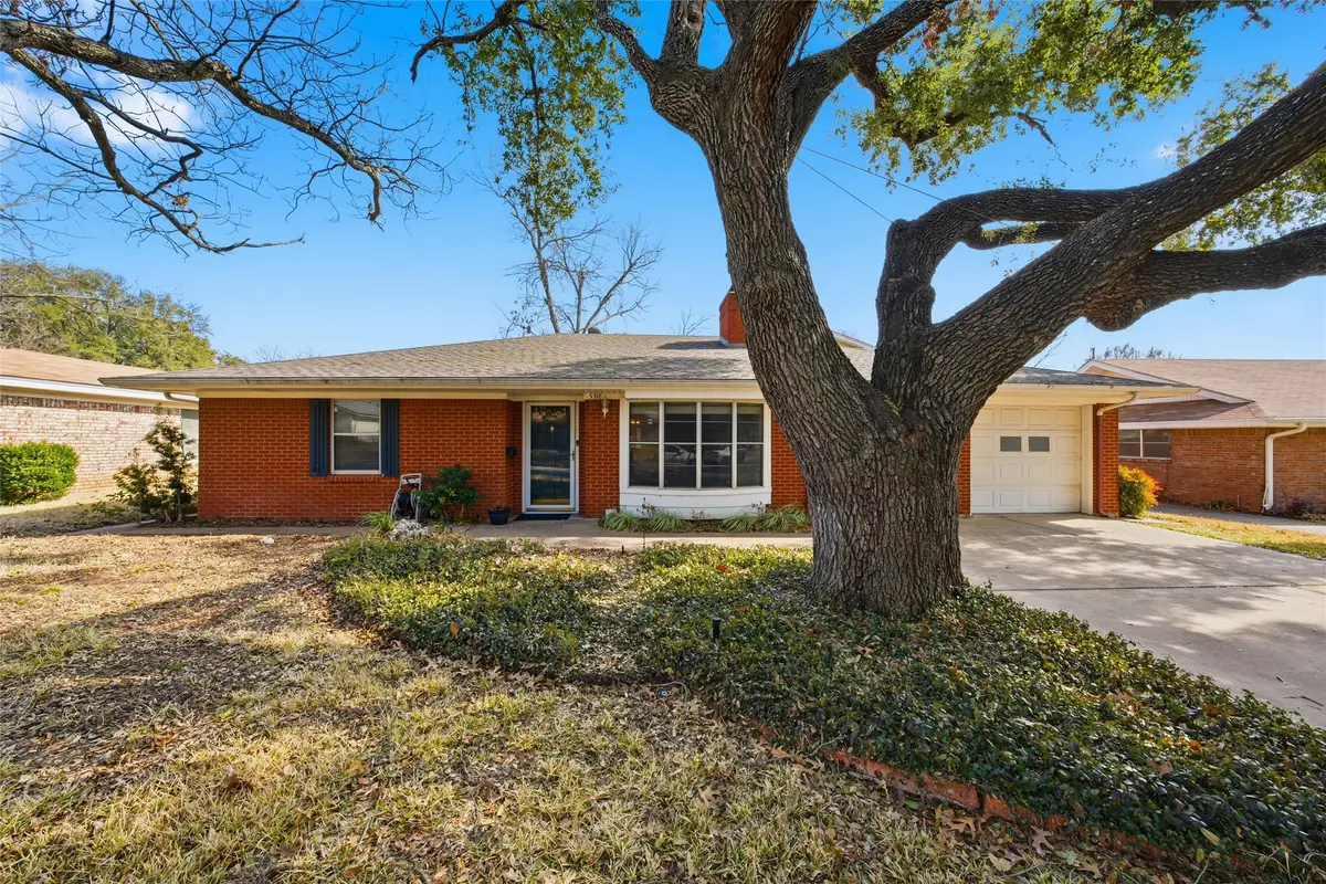 5318 Lake Lindenwood Drive, Waco, TX 76710 - #1