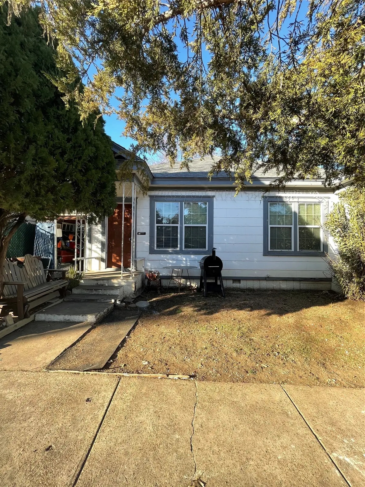 607 Neches Street, Dallas, TX 75208 - #1