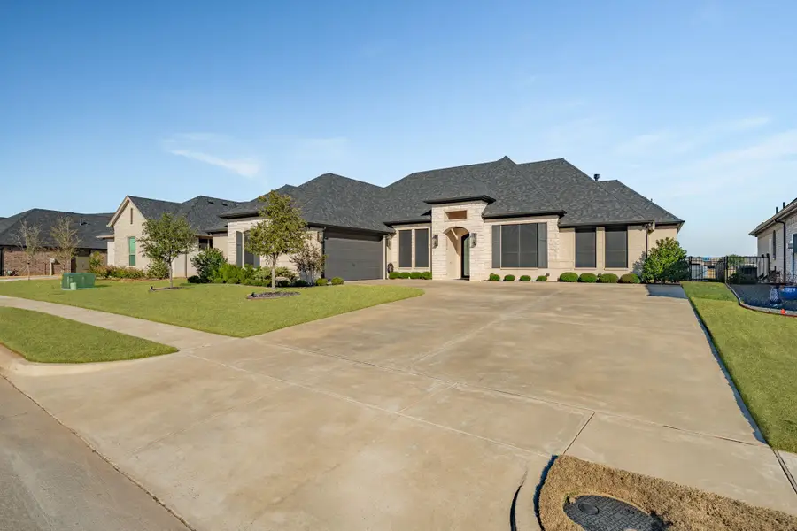 2040 Spieth Street, Granbury, TX 76048 - #2