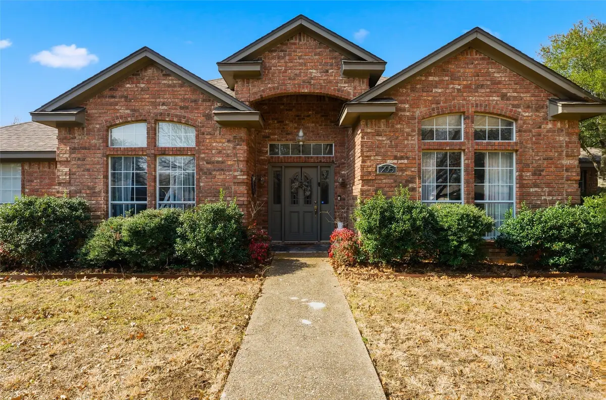 205 Buckingham Place, Hewitt, TX 76643 - #1