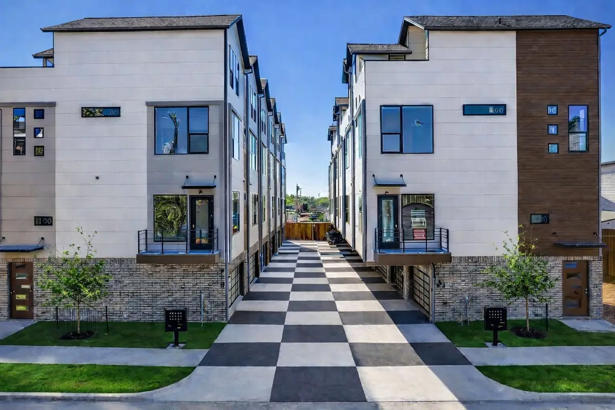 708 W Tenth Street #103, Dallas, TX 75208 - #1