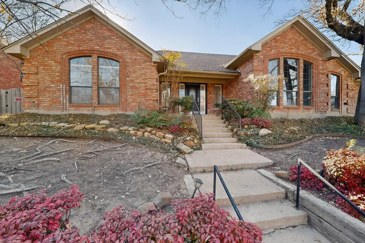 2704 Briarbrook Court, Arlington, TX 76006 - #1