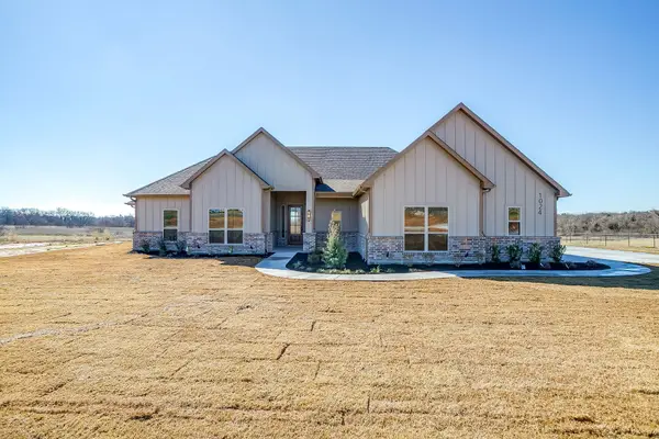 1024 Freedom Court, Weatherford, TX 76088