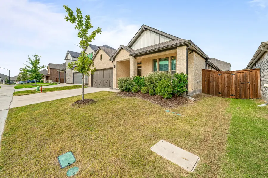 5532 Santa Elena Court, Benbrook, TX 76126 - #2