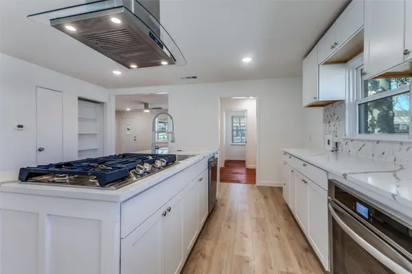 2710 Fairfax Drive, Garland, TX 75041