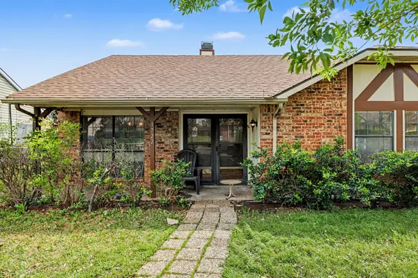 1722 Uvalde Street, Mesquite, TX 75150