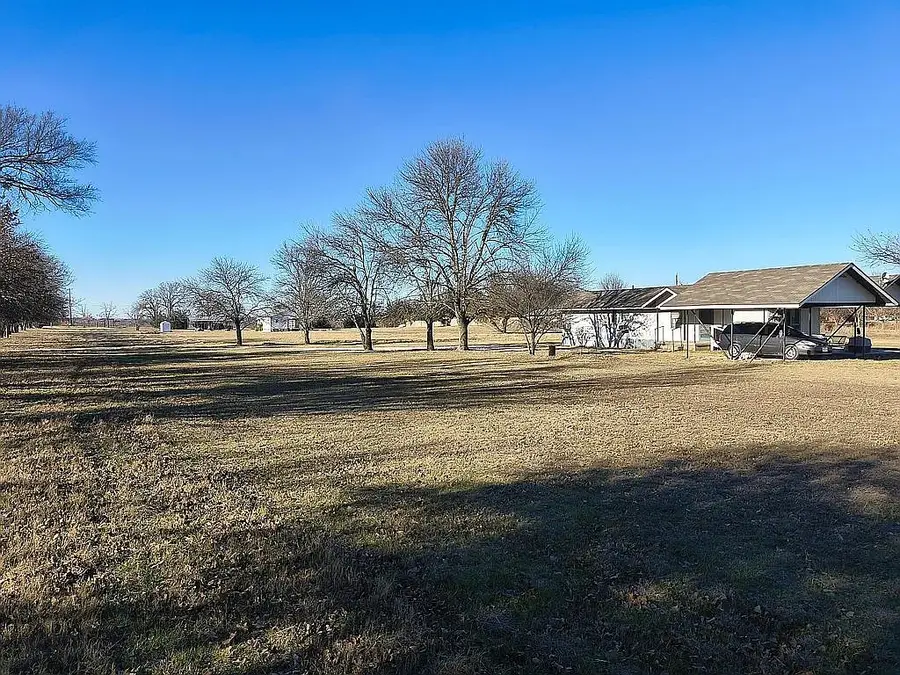 1250 Winn Road, Bowie, TX 76230 - #2