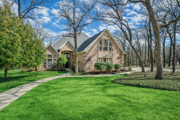 3360 Forest Glen Drive, Corinth, TX 76210