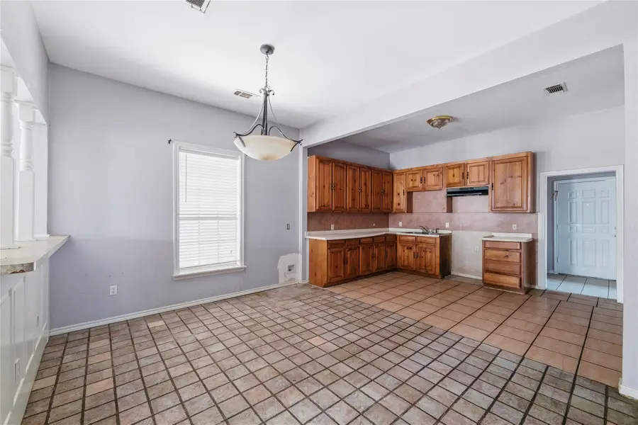 3636 Saint Louis Avenue, Fort Worth, TX 76110 - #2