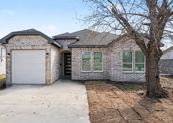 712 Willowbrook Drive, Mesquite, TX 75149