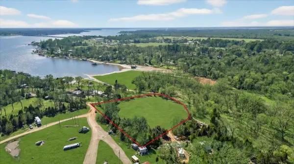 000 Lance, Eustace, TX 75124