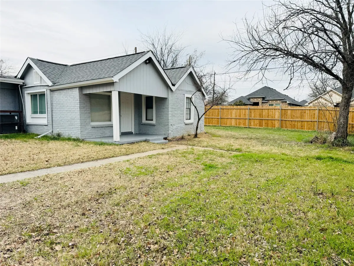 2800 Walker Street, Fort Worth, TX 76105 - #1