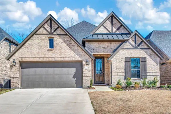 325 Cherbury Grove, Greenville, TX 75401