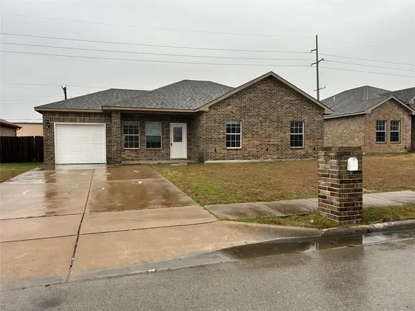 2108 Oliver Street, Greenville, TX 75401