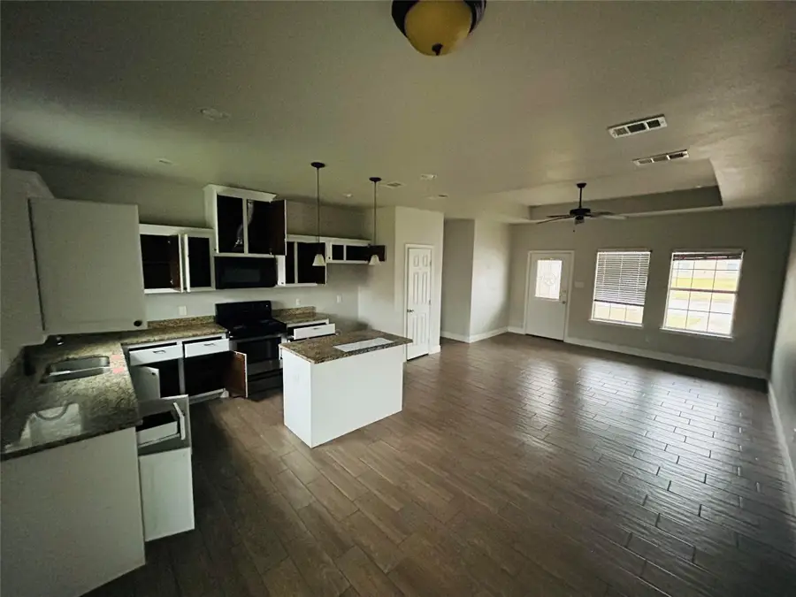 2108 Oliver Street, Greenville, TX 75401 - #3