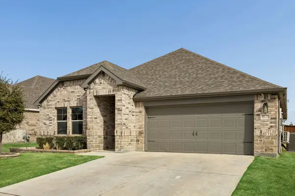 2128 Gill Star Drive, Haslet, TX 76052